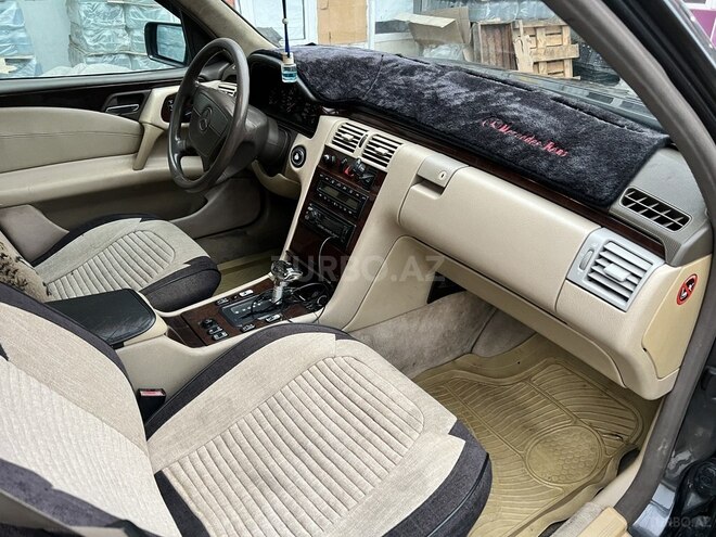 Mercedes E 230 1996, 453,500 km - 2.3 l - Göyçay