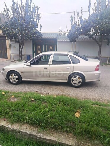 Opel Vectra 1998, 488,000 km - 1.8 l - Göyçay