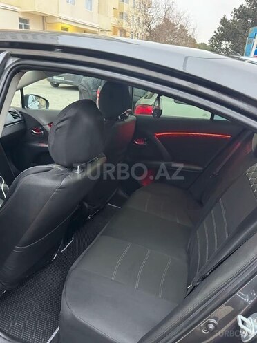 Toyota Avensis 2011, 260,000 km - 2.0 l - Bakı