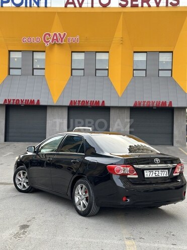 Toyota Corolla 2011, 267,300 km - 1.4 l - Bakı