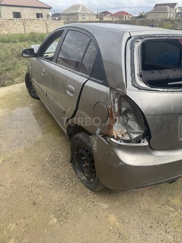 Kia Rio 2009, 250,000 km - 1.5 л - Bakı