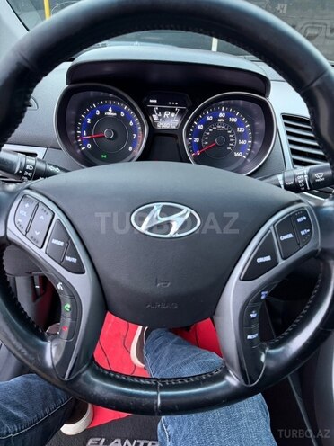 Hyundai Elantra 2014, 201,168 km - 1.8 l - Bakı