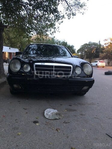 Mercedes E 220 1997, 347,579 km - 2.2 л - Bakı