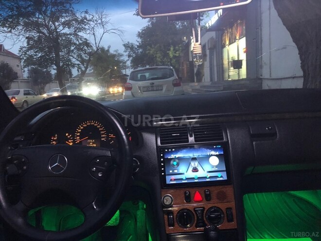 Mercedes E 220 1997, 347,579 km - 2.2 л - Bakı