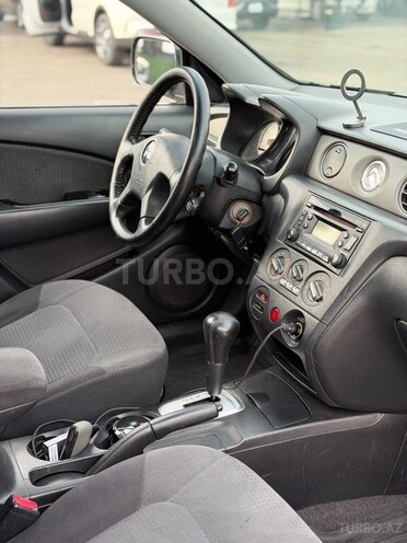Mitsubishi Outlander 2004, 298,000 km - 2.4 l - Bakı
