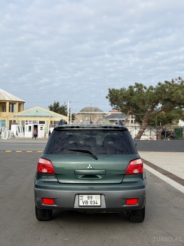 Mitsubishi Outlander 2004, 298,000 km - 2.4 l - Bakı