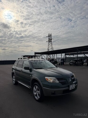 Mitsubishi Outlander 2004, 298,000 km - 2.4 l - Bakı