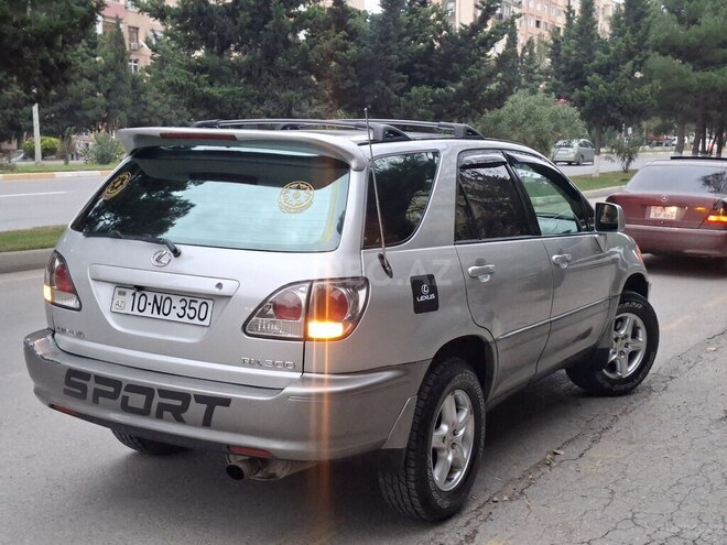 Lexus RX 300 2002, 278,000 km - 3.0 л - Sumqayıt