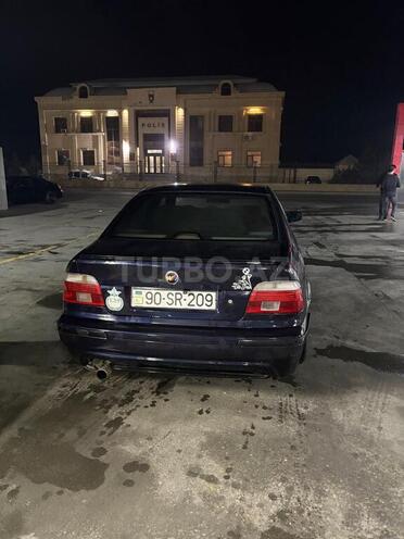 BMW 528 1998, 296,000 km - 2.8 л - Bakı