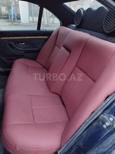 BMW 528 1998, 296,000 km - 2.8 л - Bakı