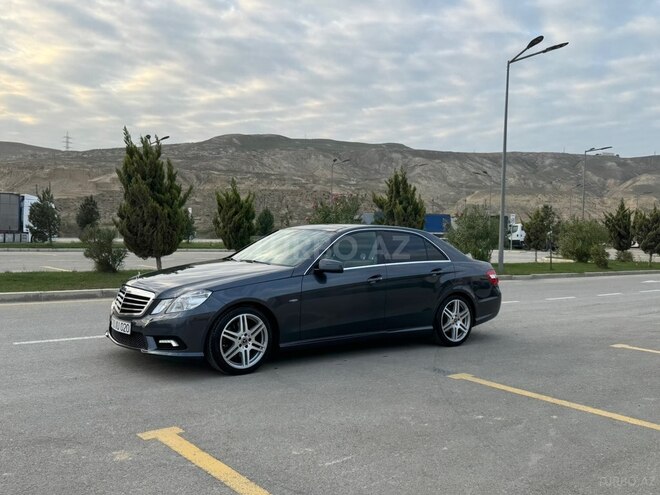 Mercedes E 250 2012, 202,500 km - 2.1 l - Bakı