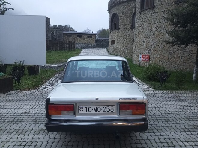 LADA (VAZ) 2107 1992, 300,000 km - 1.6 л - Qax