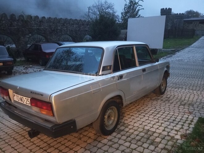 LADA (VAZ) 2107 1992, 300,000 km - 1.6 л - Qax