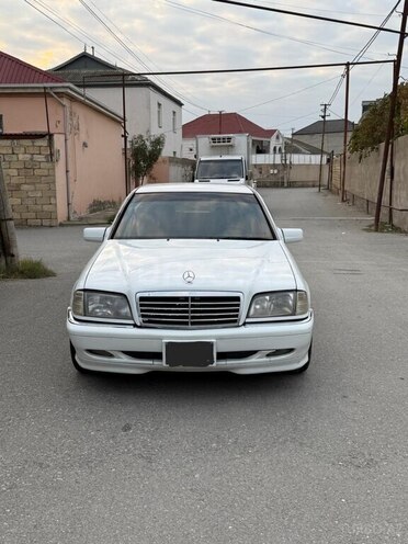 Mercedes C 240 1999, 371,159 km - 2.4 l - Bakı