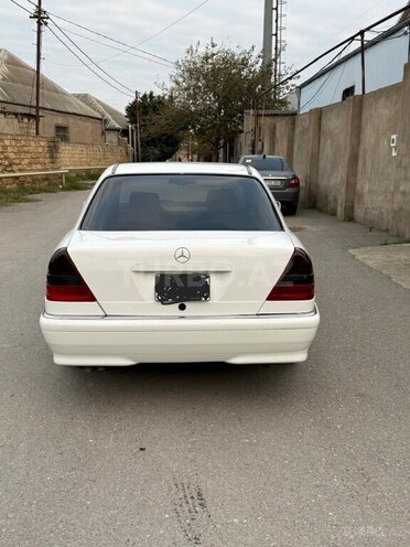 Mercedes C 240 1999, 371,159 km - 2.4 l - Bakı