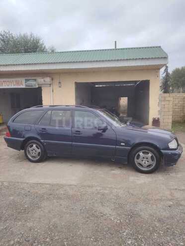Mercedes C 180 2000, 480,000 km - 1.8 l - Saatlı