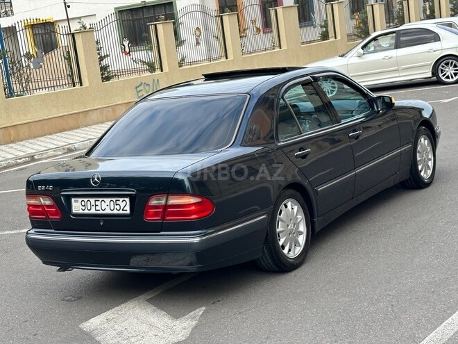 Mercedes E 240 2000, 359,000 km - 2.4 л - Sumqayıt