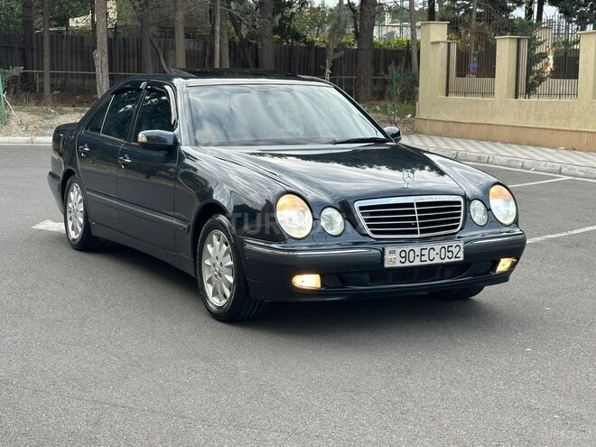Mercedes E 240 2000, 359,000 km - 2.4 л - Sumqayıt