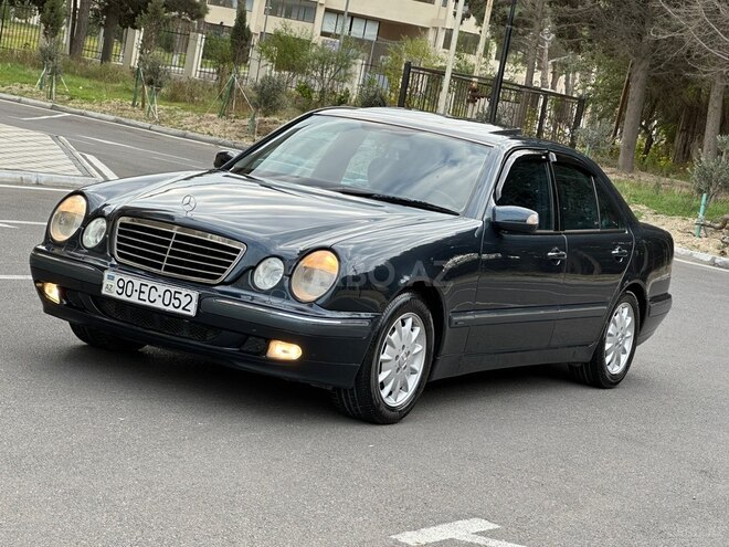 Mercedes E 240 2000, 359,000 km - 2.4 л - Sumqayıt