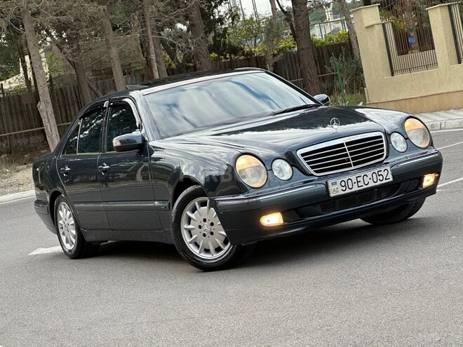 Mercedes E 240 2000, 359,000 km - 2.4 л - Sumqayıt