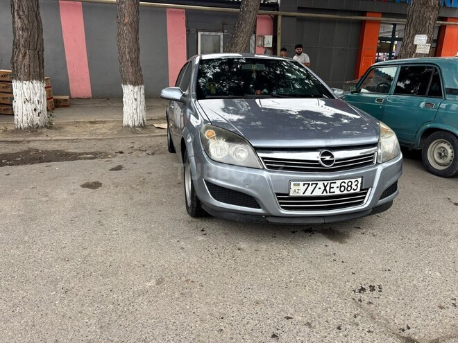 Opel Astra 2008, 272,000 km - 1.3 л - Xaçmaz