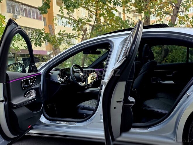 Mercedes E 350 e 2025, 9,000 km - 2.0 l - Bakı
