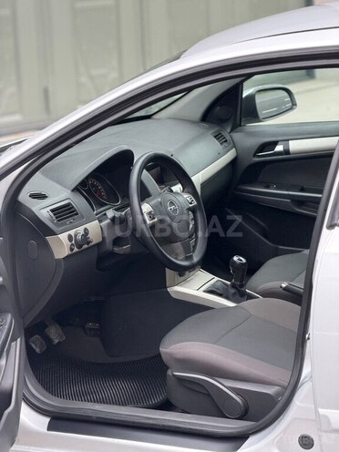 Opel Astra 2007, 430,000 km - 1.3 l - Göyçay