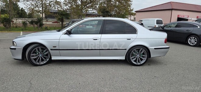 BMW 528 1996, 390,000 km - 2.8 л - Şirvan