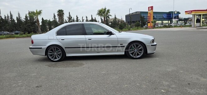 BMW 528 1996, 390,000 km - 2.8 л - Şirvan