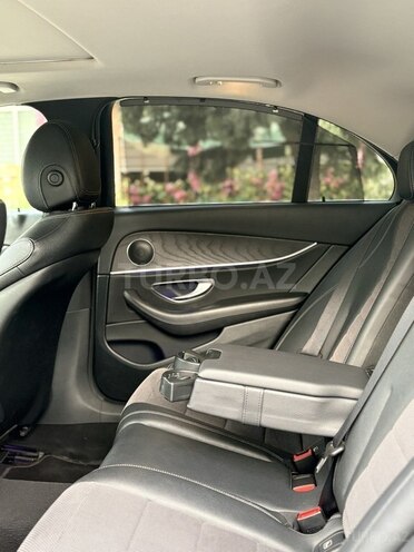 Mercedes E 220 d 2018, 175,000 km - 2.1 l - Bakı