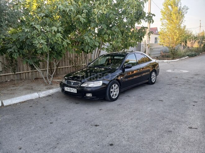 Honda Accord 1999, 220,000 km - 1.8 l - Salyan