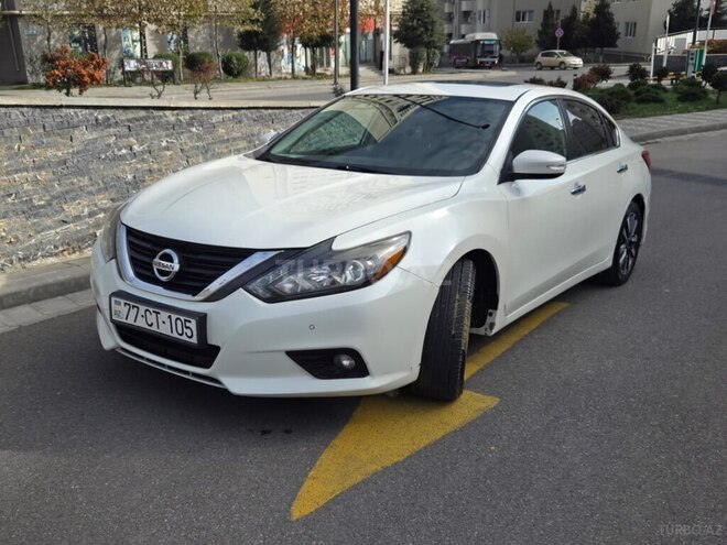 Nissan Altima 2017, 140,000 km - 2.5 л - Bakı