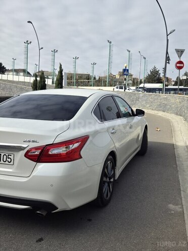 Nissan Altima 2017, 140,000 km - 2.5 л - Bakı