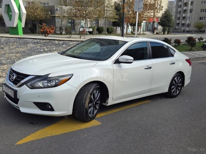 Nissan Altima 2017, 140,000 km - 2.5 л - Bakı