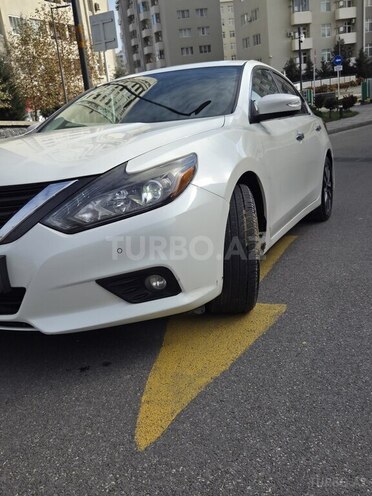 Nissan Altima 2017, 140,000 km - 2.5 л - Bakı