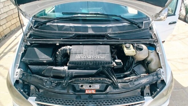 Mercedes  2006, 253,689 km - 2.1 l - Salyan