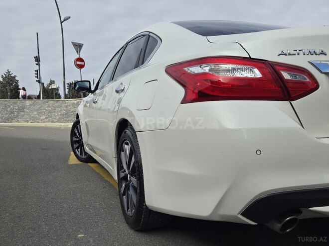 Nissan Altima 2017, 140,000 km - 2.5 л - Bakı