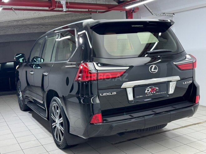 Lexus LX 570 2018, 40,400 km - 5.7 л - Bakı