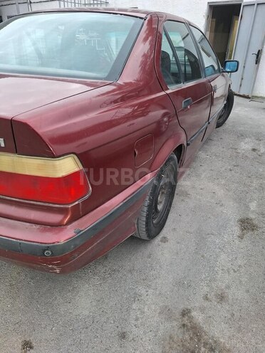 BMW 318 1992, 293,328 km - 1.8 л - Bakı
