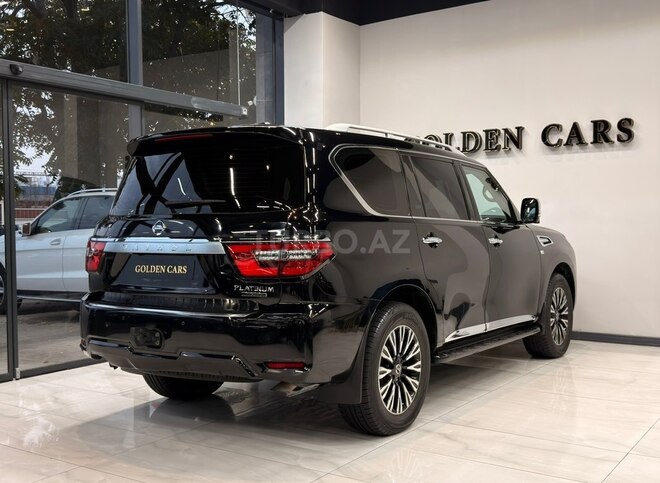 Nissan Patrol 2013, 177,000 km - 5.6 l - Bakı