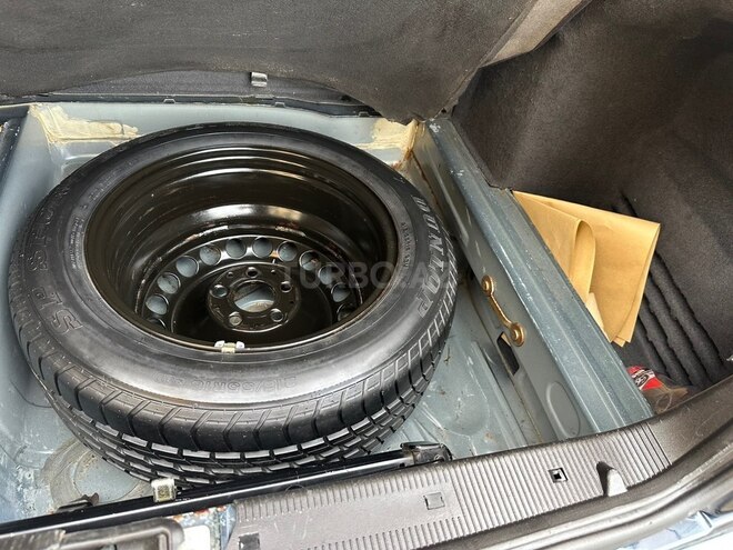 Mercedes E 240 2000, 359,000 km - 2.4 л - Sumqayıt