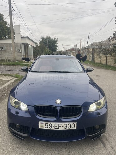 BMW 325 2006, 300,000 km - 2.5 l - Quba