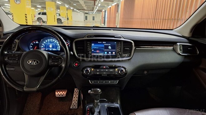 Kia Sorento 2015, 178,500 km - 2.0 l - Gəncə