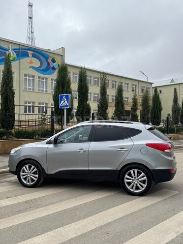 Hyundai ix35 2013, 145,121 km - 2.4 l - Gəncə
