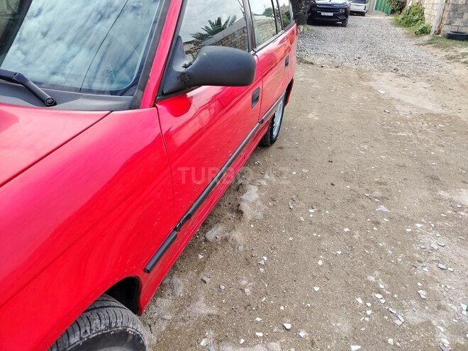 Opel Astra 1996, 186,500 km - 1.8 l - Bakı