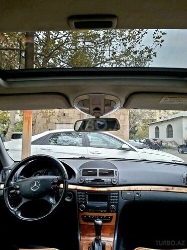 Mercedes E 220 2006, 349,500 km - 2.2 л - Bakı