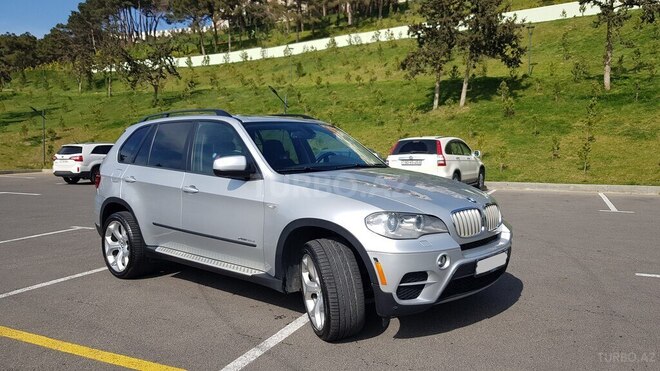 BMW X5 2012, 275,000 km - 3.0 л - Bakı