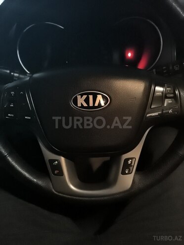 Kia Sorento 2013, 200,002 km - 2.0 l - Salyan