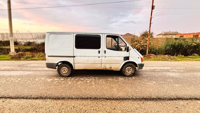 Ford Transit 1988, 160,934 km - 2.5 л - Hacıqabul
