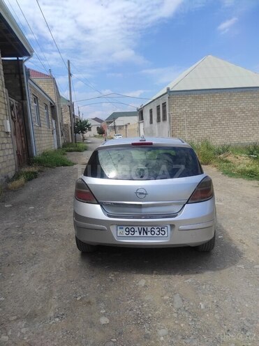 Opel Astra 2010, 230,000 km - 1.4 l - Gəncə